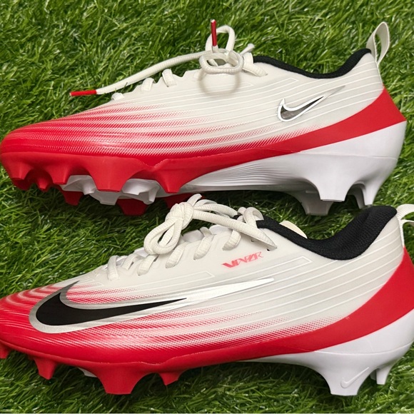 Men Size 7.5  Nike Air Vapor Speed 3 Football Shoes Cleats White Red FB3303-102 - Picture 1 of 5